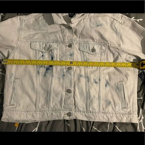 NWT GAP Women’s Size XXL cropped tie dye denim jacket - Picture 7 of 7
